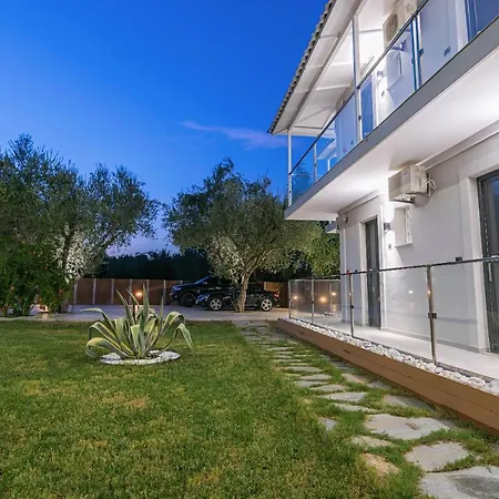 Litore Luxury Living Λαγανάς