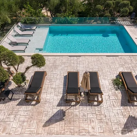 Ξενοδοχείο Litore Luxury Living 2*