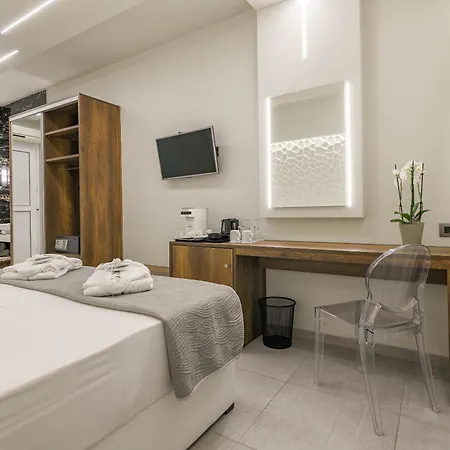 Litore Luxury Living 2* 라가나스